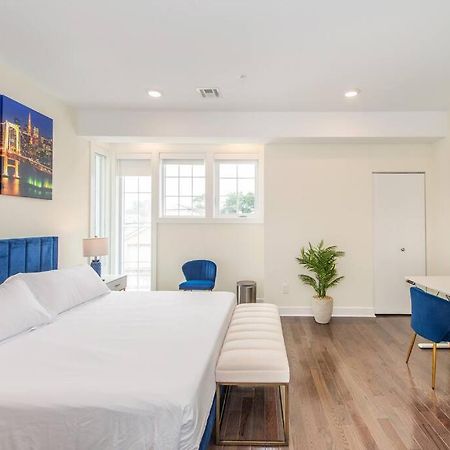 Stylish Chic Condo Nyc At Fingertips North Bergen Exterior foto